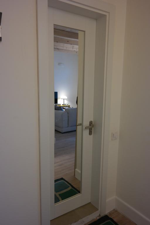 Apartament The White Loft Tbilisi Pokój zdjęcie
